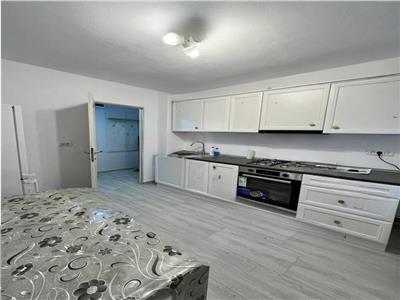 Apartament 2 camere - Etaj 1 - Decomandat