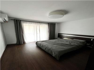 Apartament 3 camere - Zona modern - Centrala Proprie